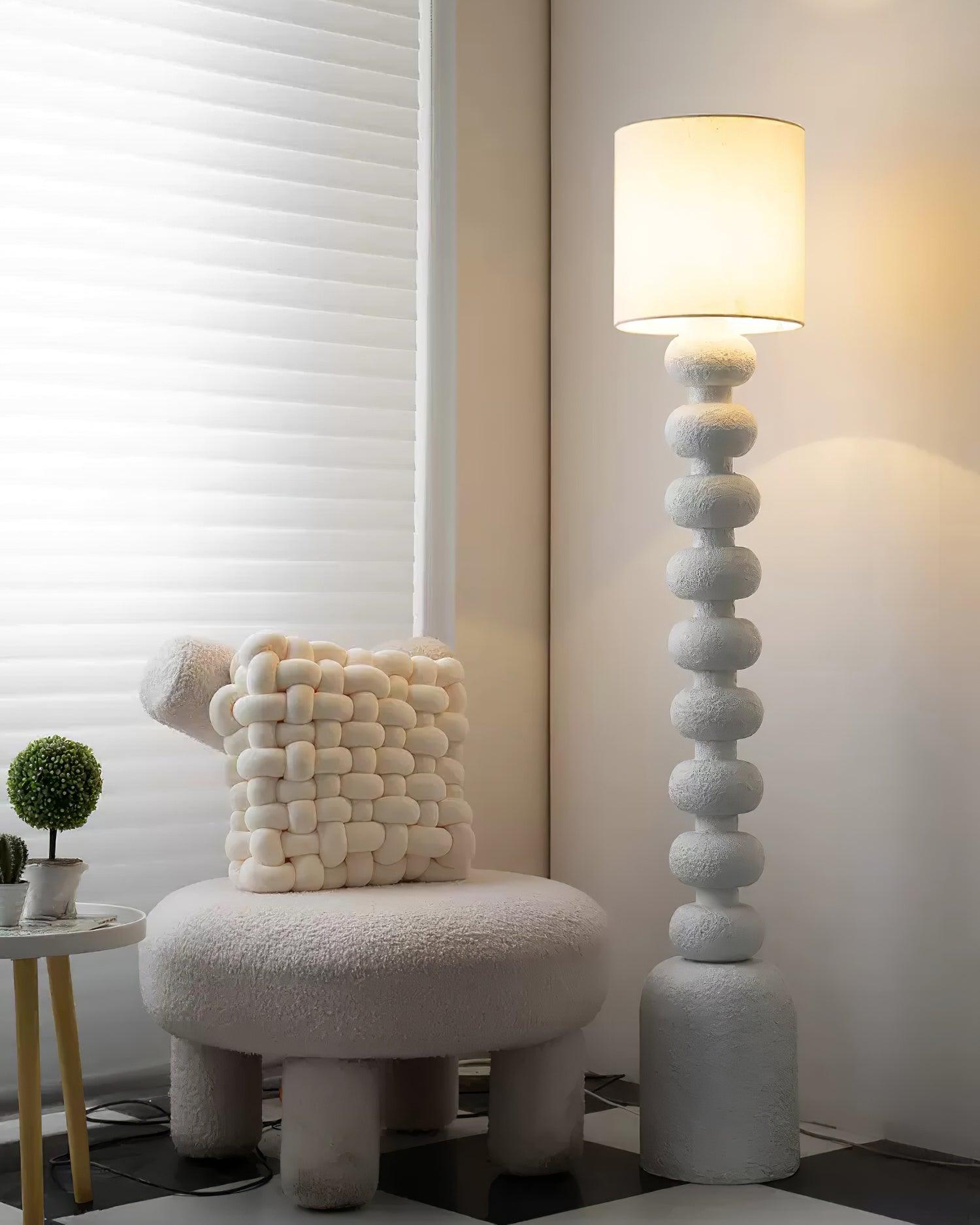 Leona Floor Lamp - Loonglight