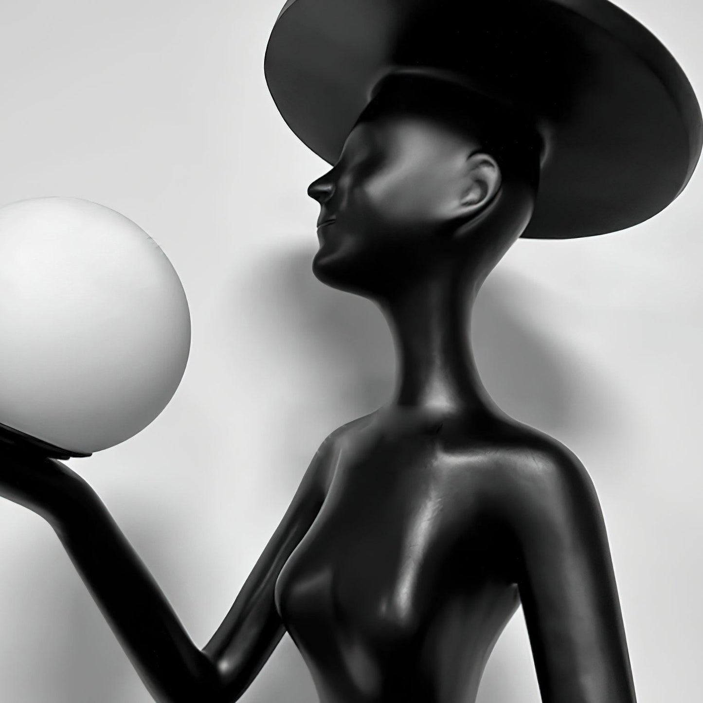 Lexa Sculpture Floor Lamp - Loonglight