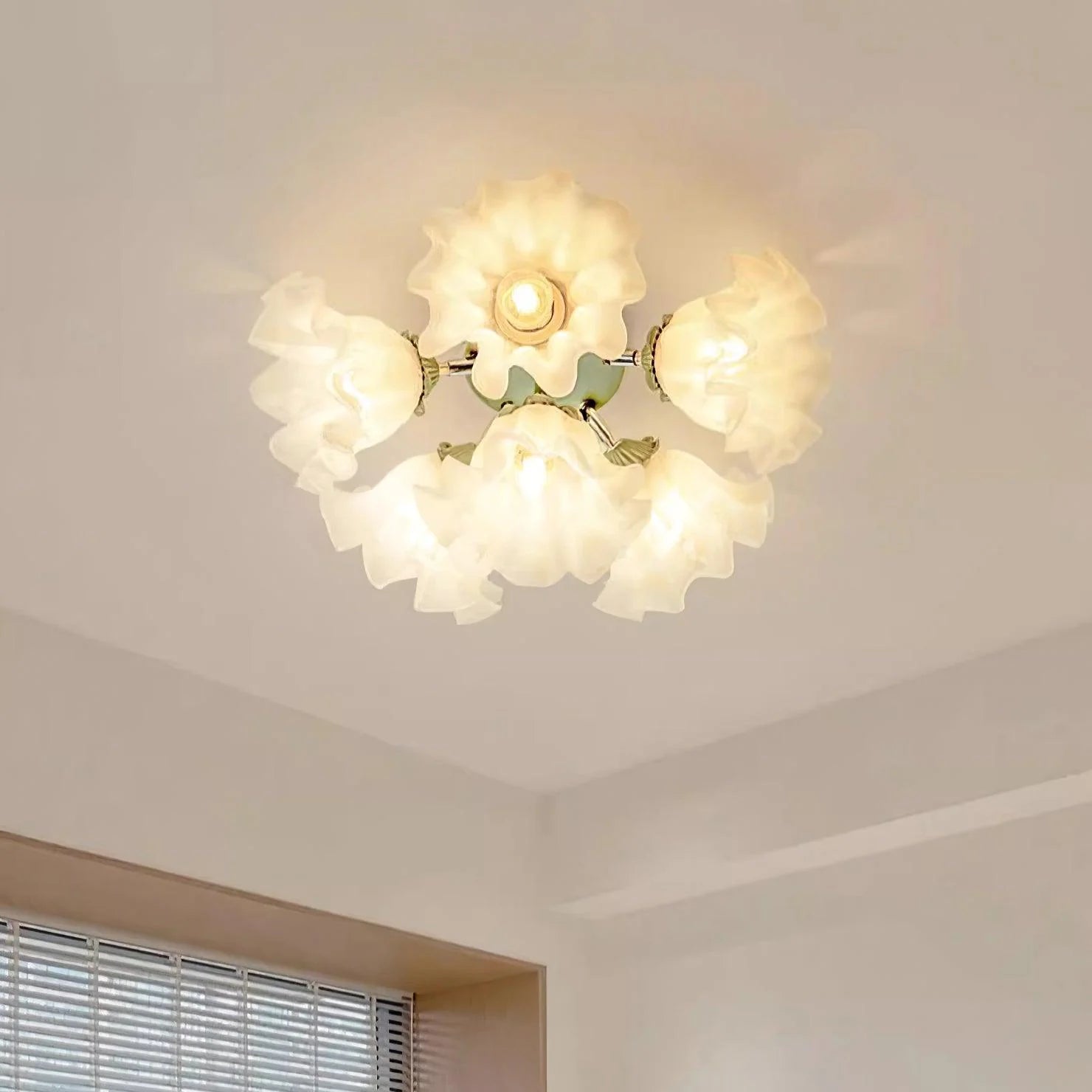 Lily Flower Ceiling Light - Loonglight