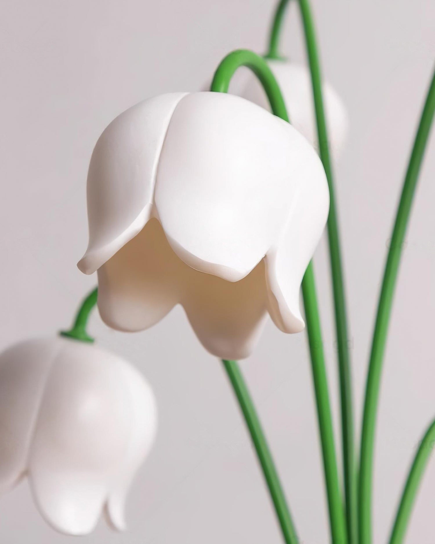 Lily Valley Table Lamp - Loonglight