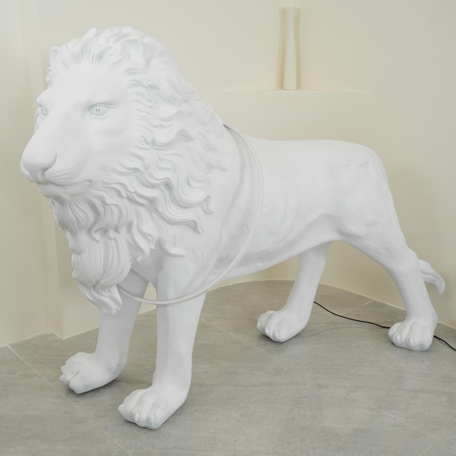 Lion Floor Lamp - Loonglight