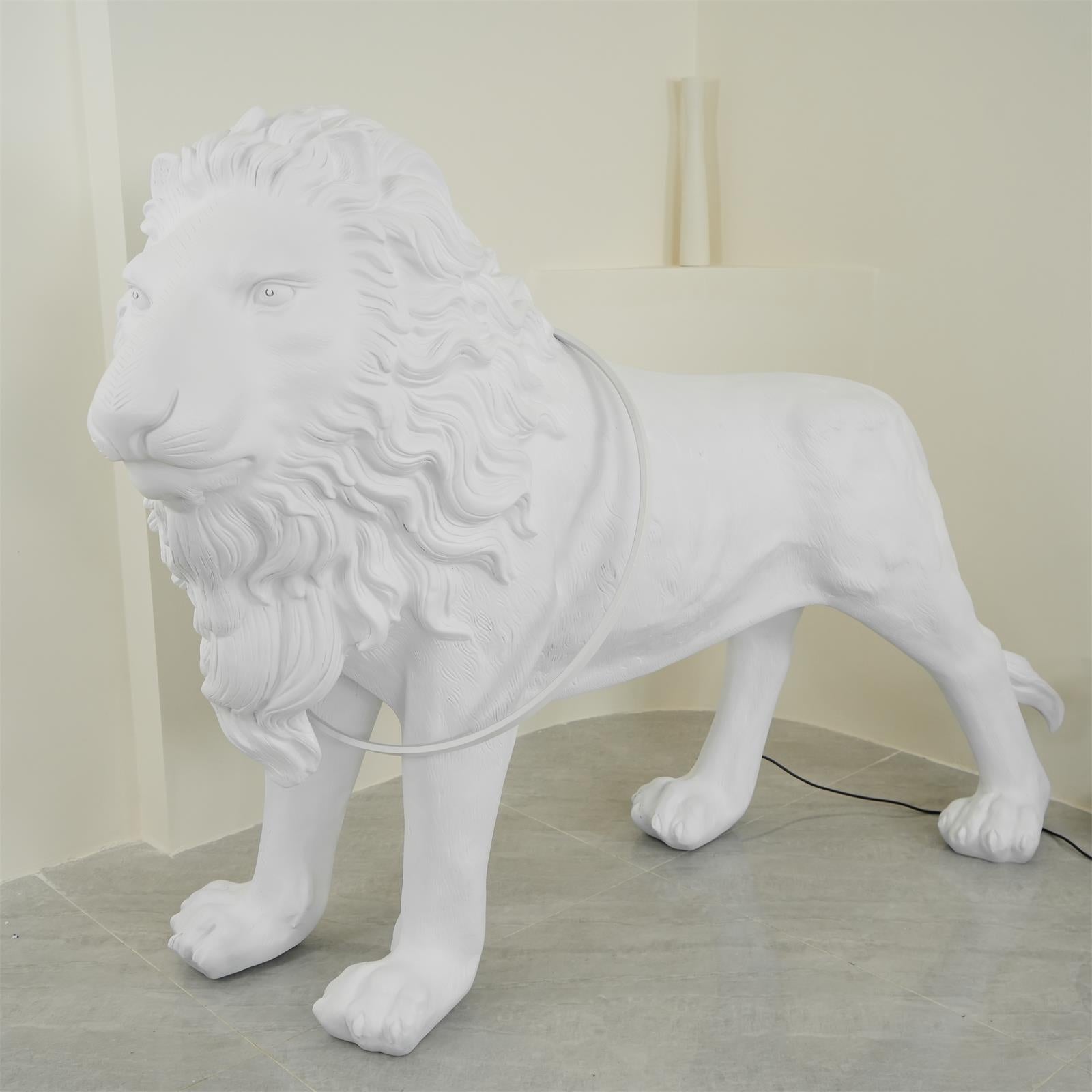 Lion Floor Lamp - Loonglight