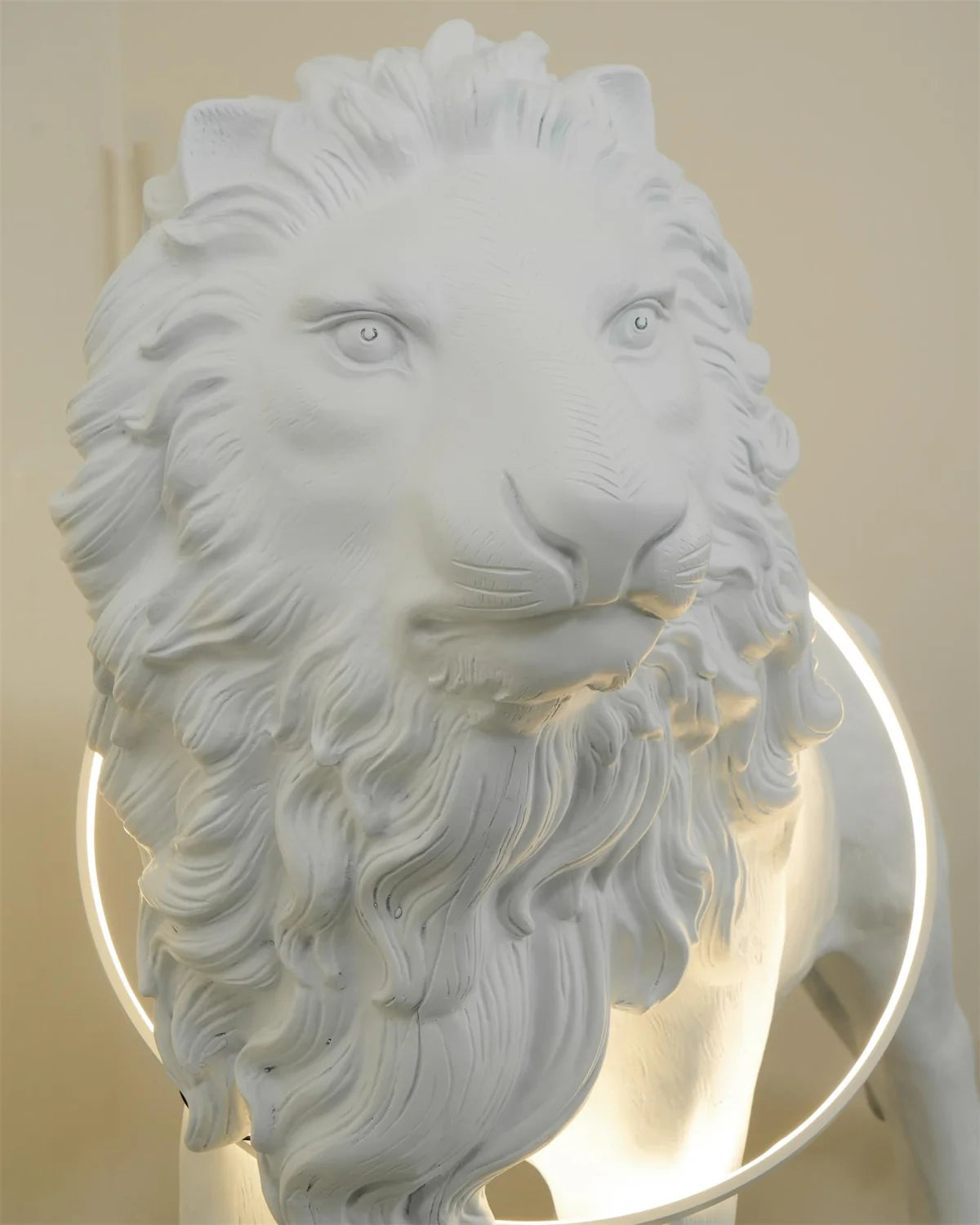 Lion Floor Lamp - Loonglight