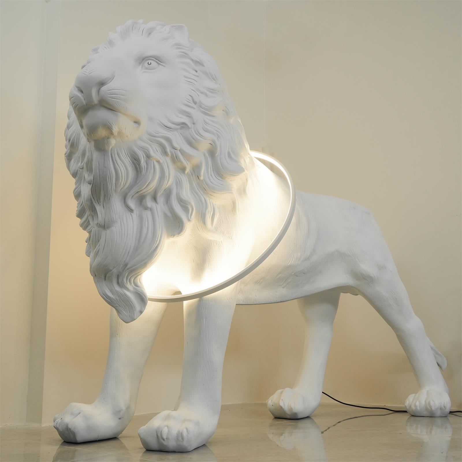 Lion Floor Lamp - Loonglight