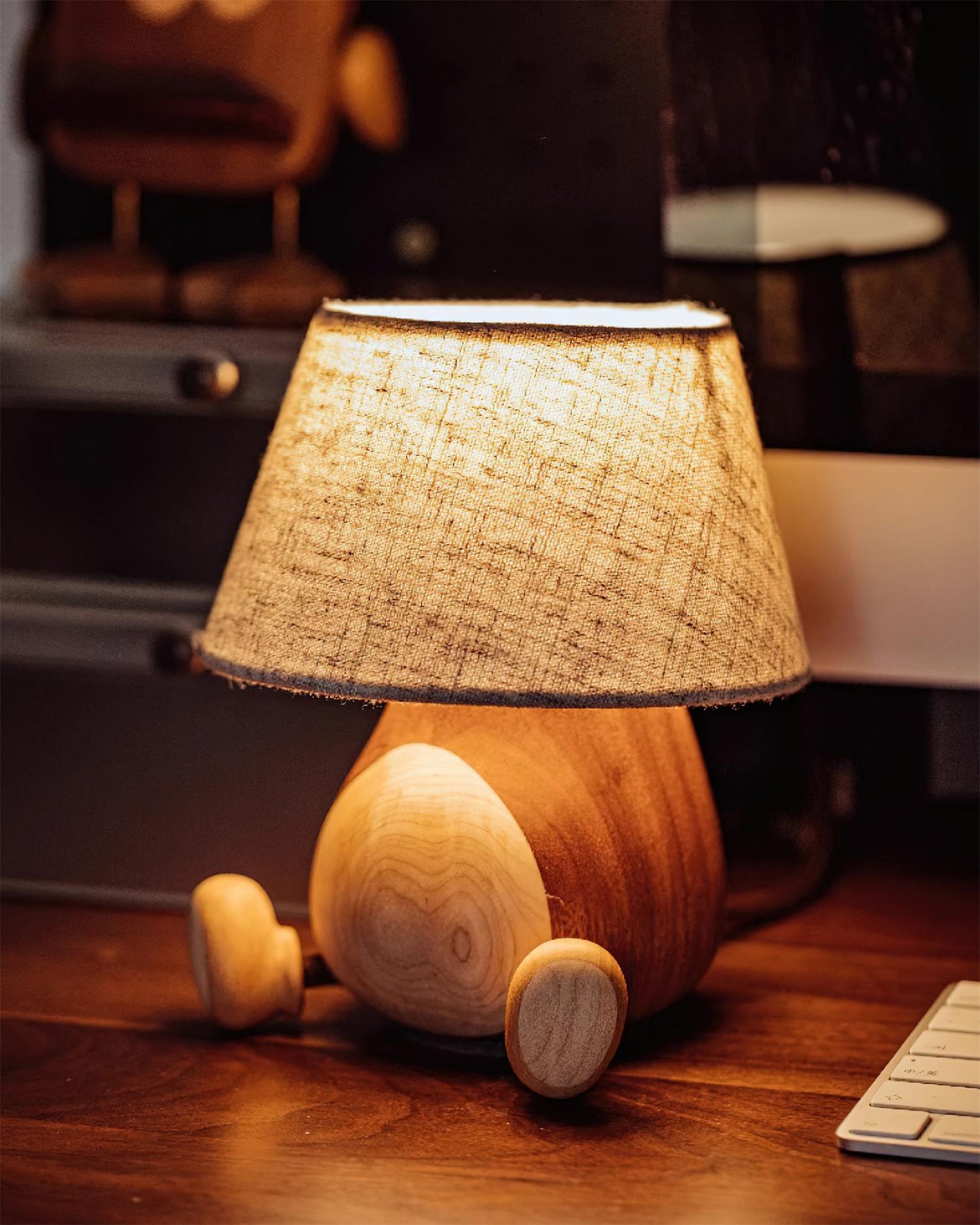 Little Monkey Wood Table Lamp - Loonglight