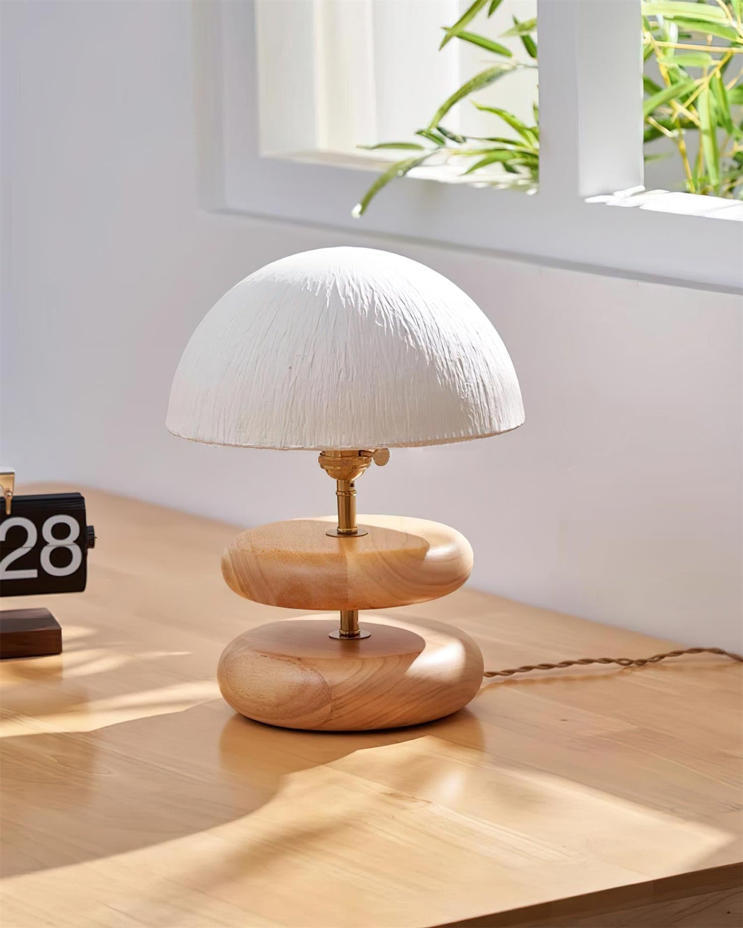 Livabliss Table Lamp - Loonglight