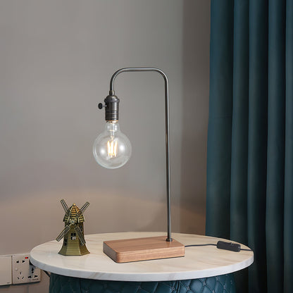 Lola Brass Table Lamp - Loonglight