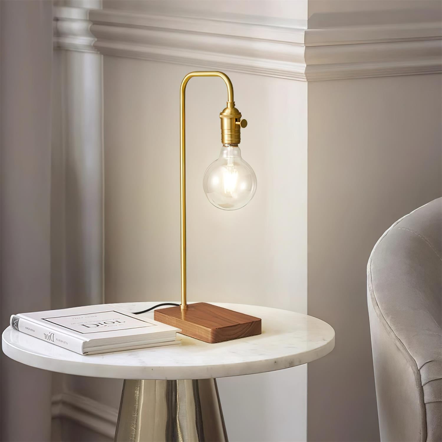 Lola Brass Table Lamp - Loonglight