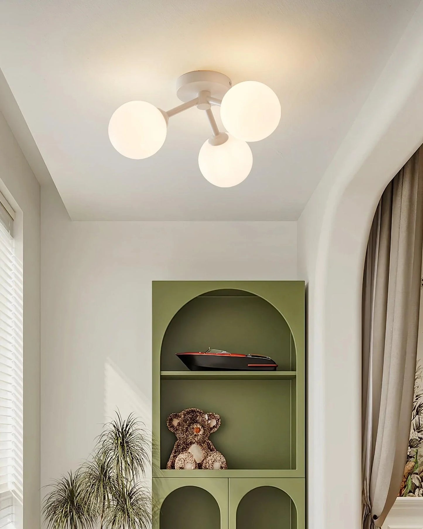 Lorelai Ceiling Light - Loonglight