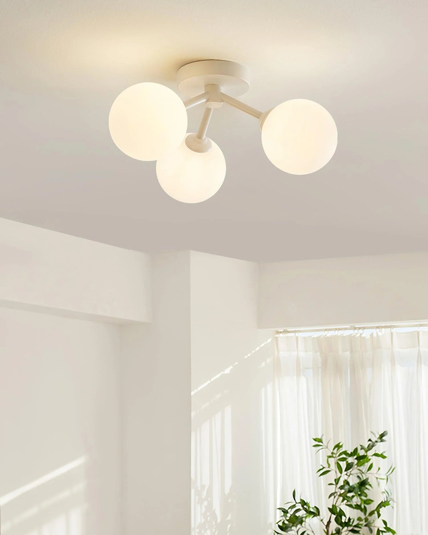 Lorelai Ceiling Light - Loonglight