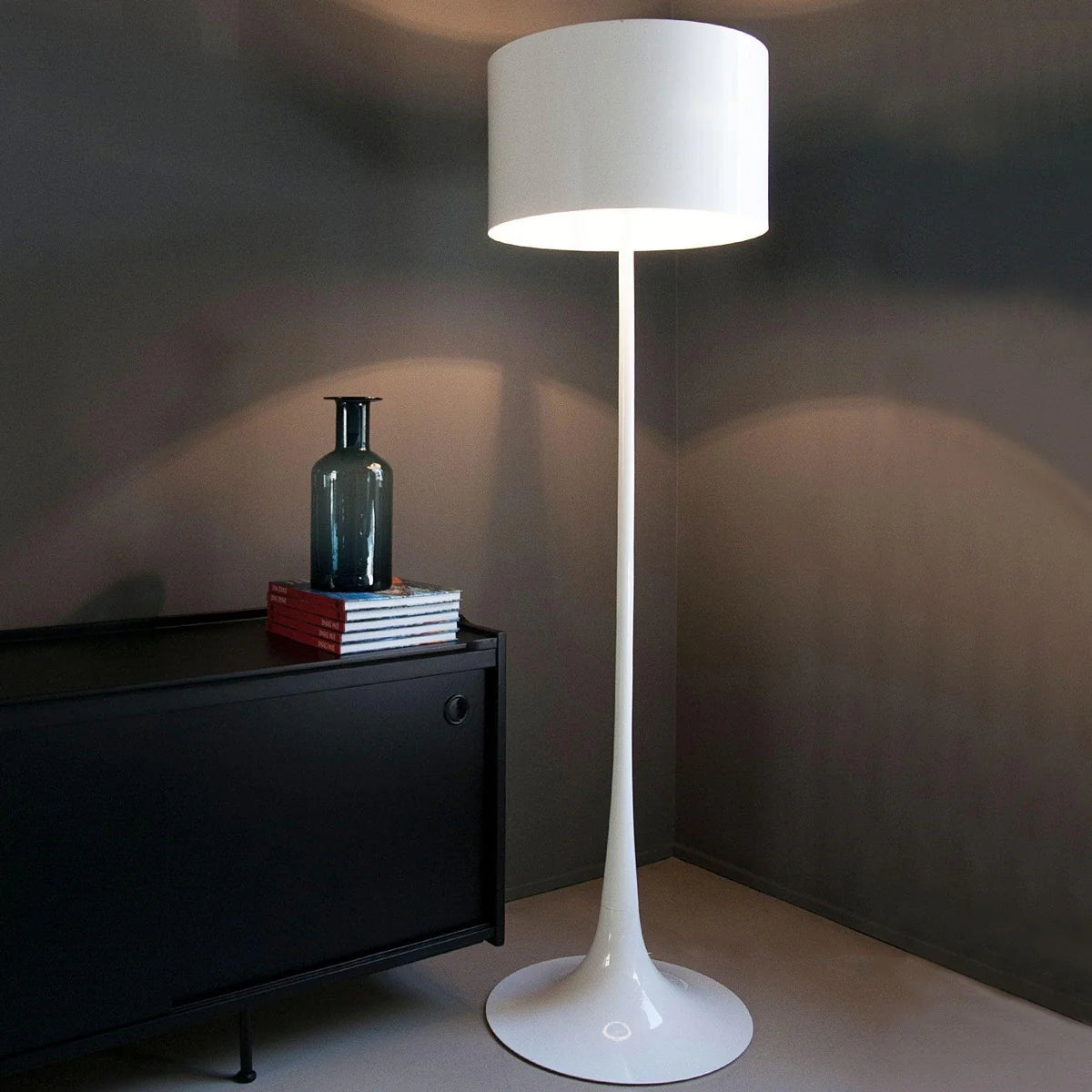 Louis Floor Lamp - Loonglight