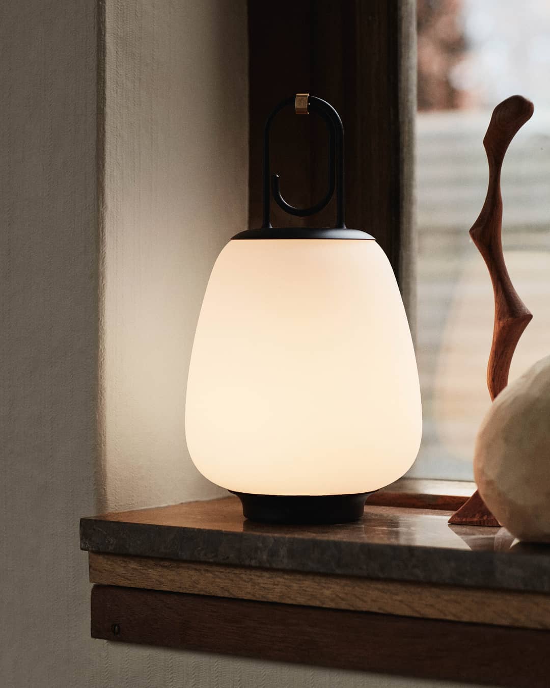 Lucca Portable Table Lamp - Loonglight