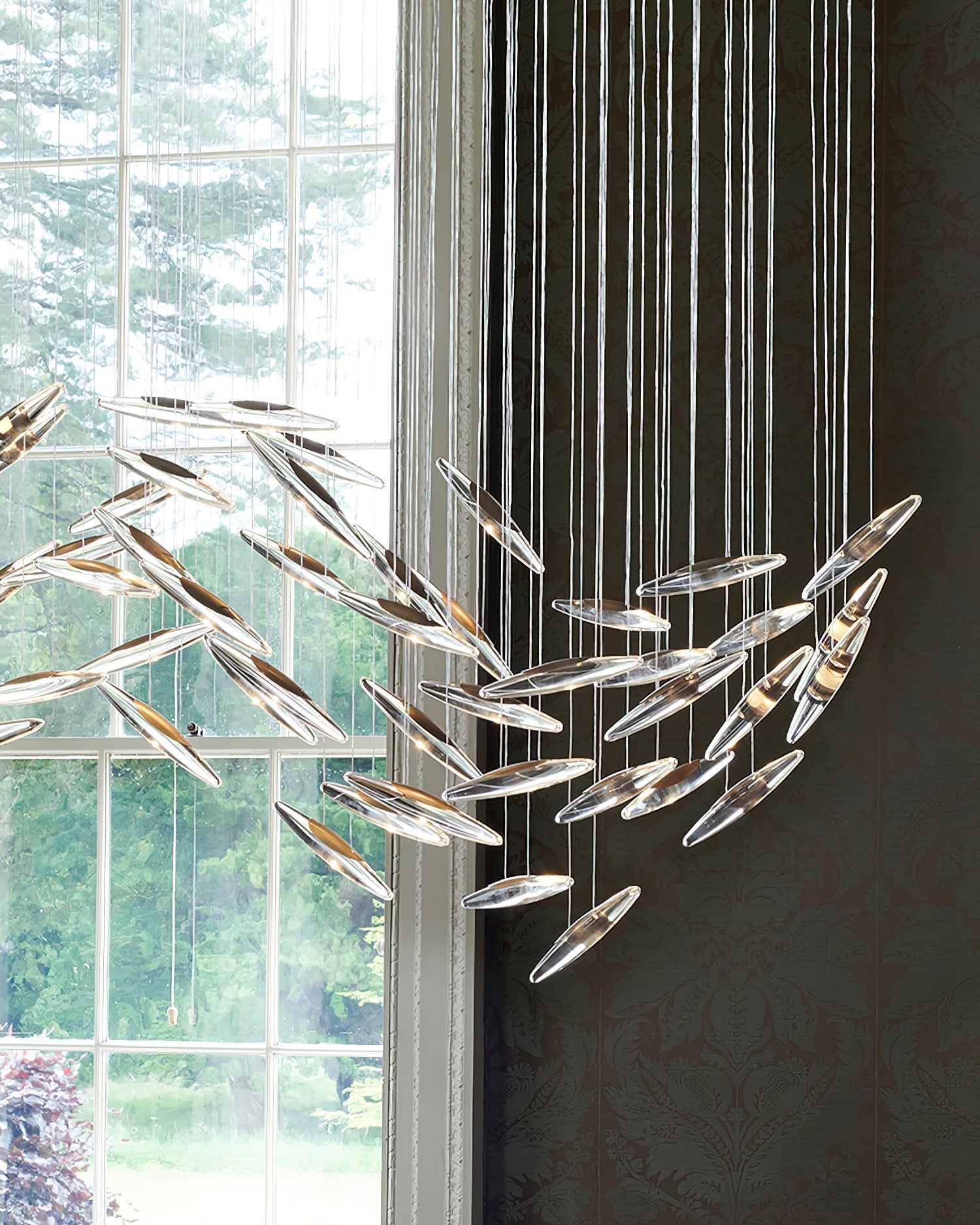 LumiBlade Glass Leaf Chandelier - Loonglight
