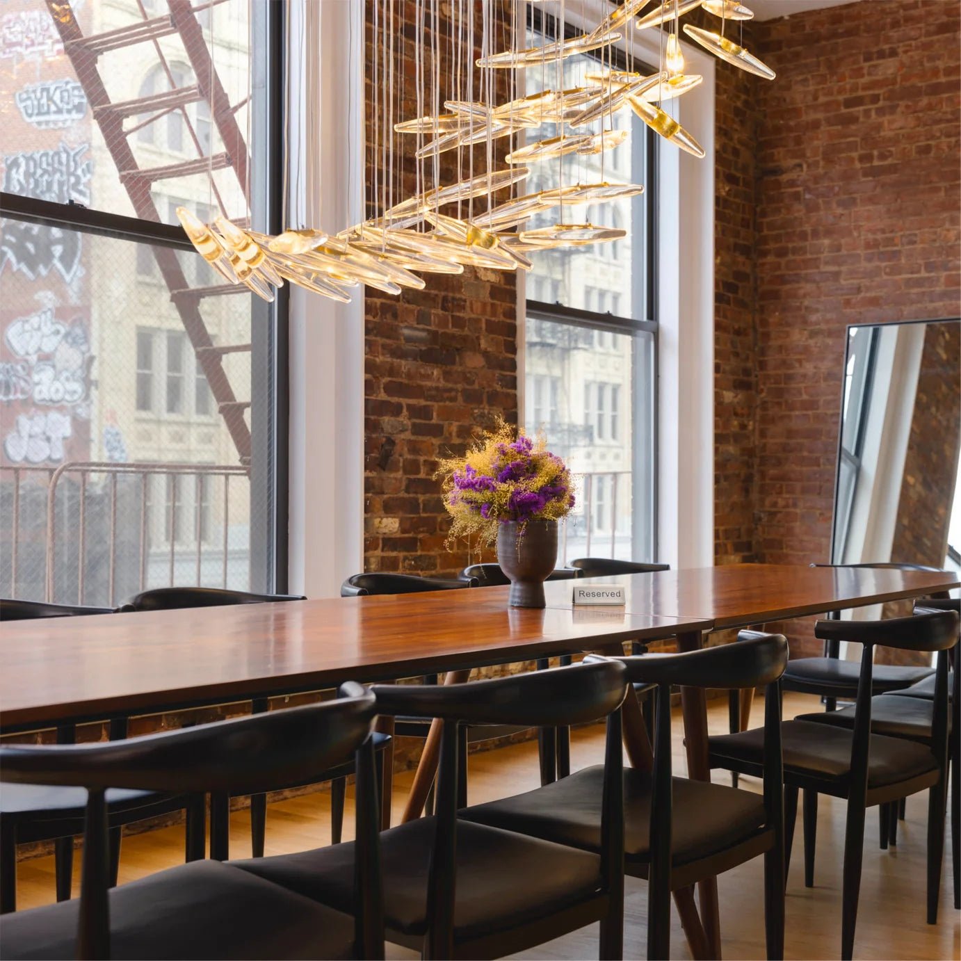 LumiBlade Glass Leaf Chandelier - Loonglight