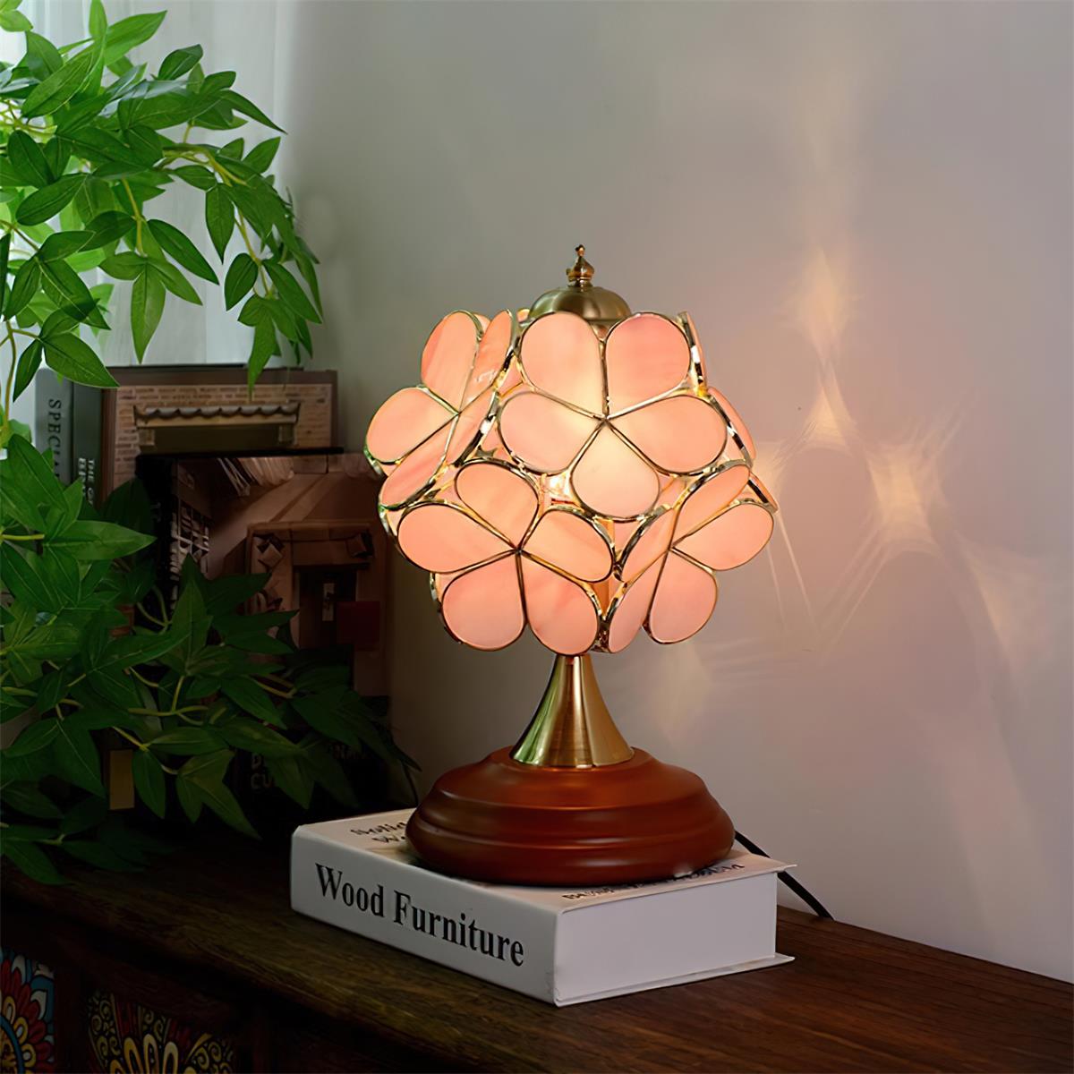 Lumi Tiffany Glass Table Lamp - Loonglight