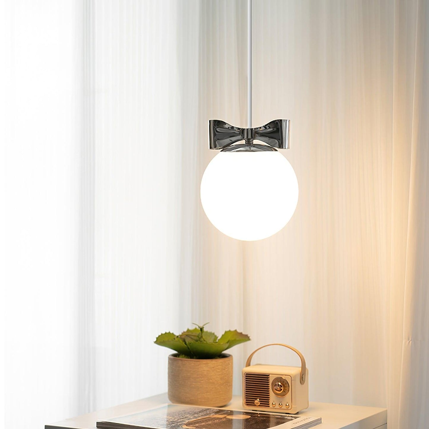 Luna Pearl Pendant Light - Loonglight