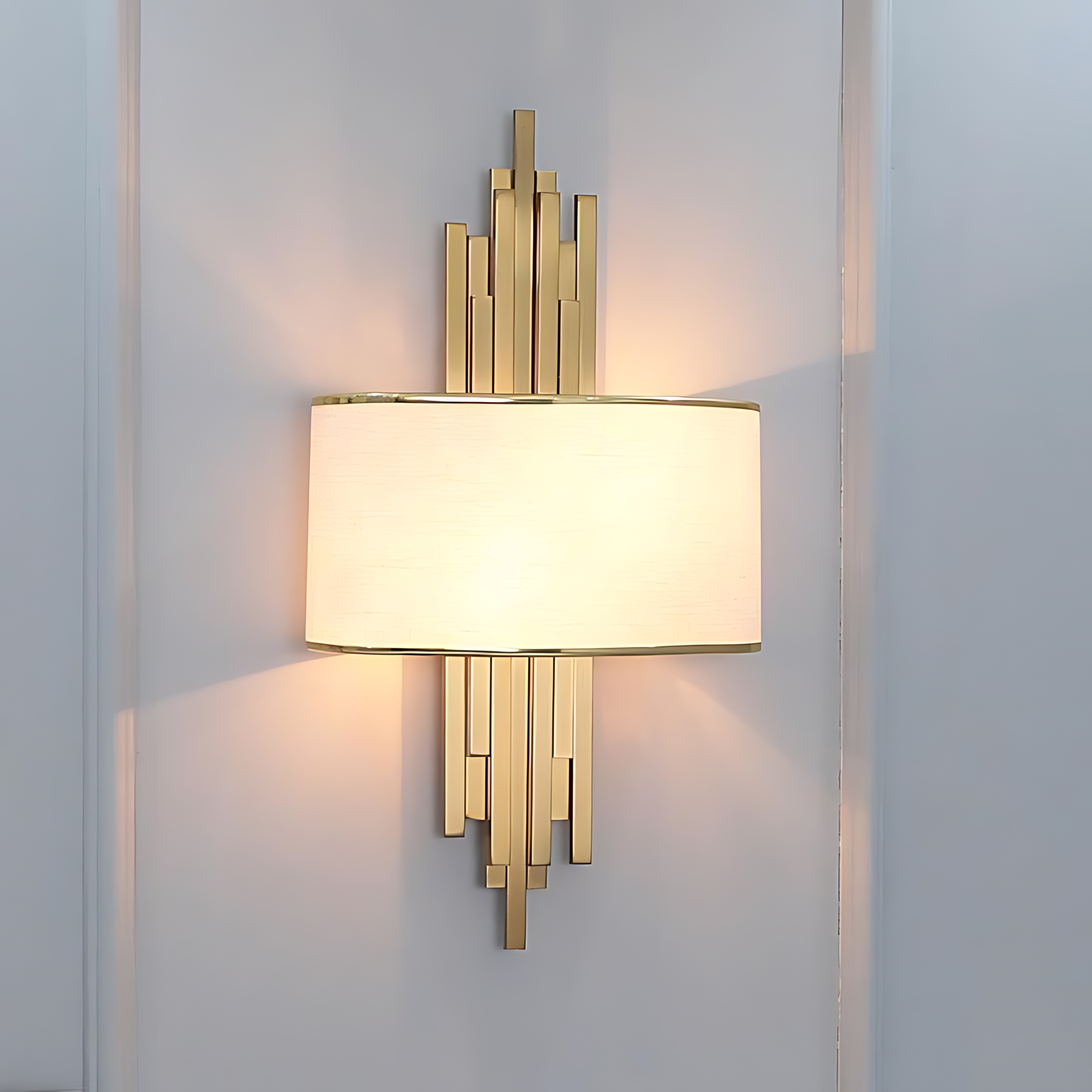 Lux Crest Wall Sconce