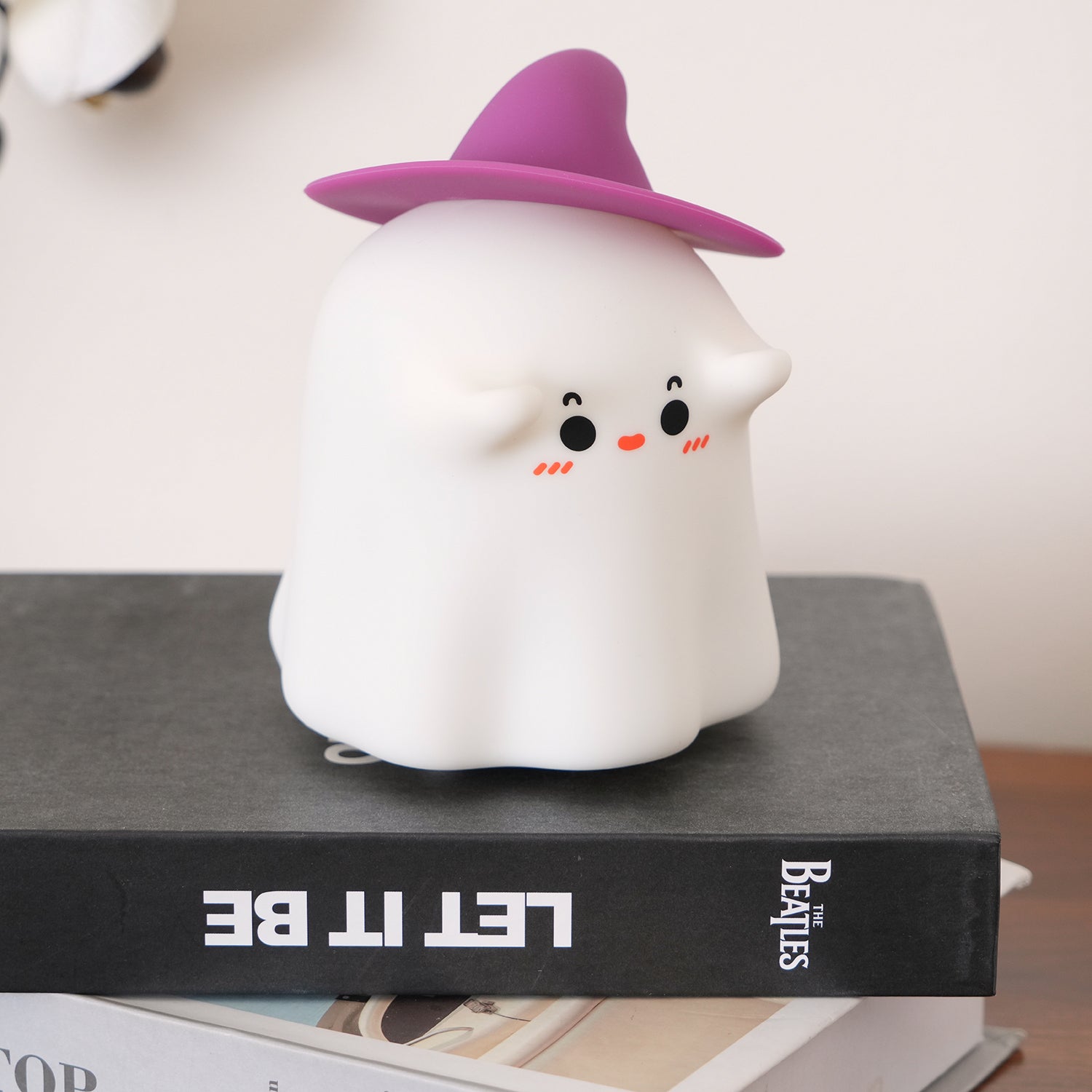 Magic Ghost Small Night Light - Loonglight