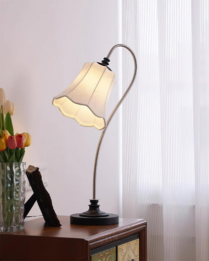 Magnolya Table Lamp - Loonglight
