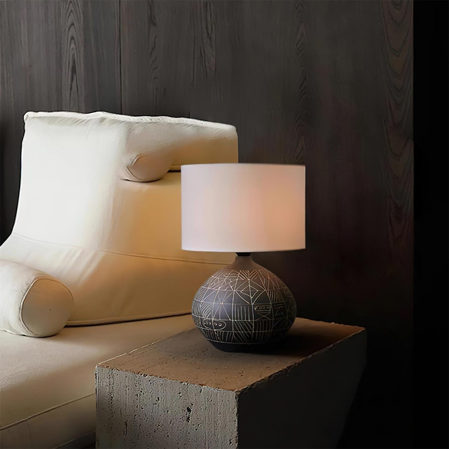 Mako Ceramics Table Lamp - Loonglight