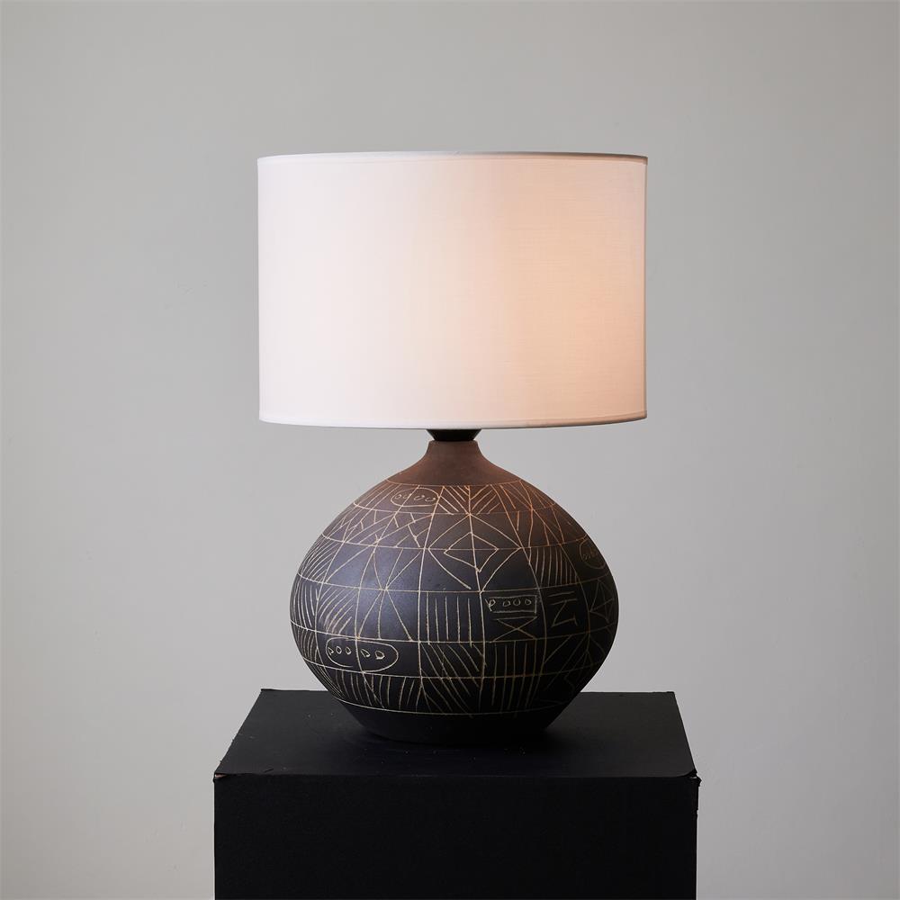 Mako Ceramics Table Lamp - Loonglight