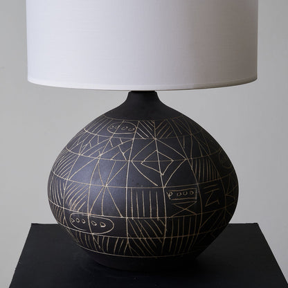 Mako Ceramics Table Lamp - Loonglight