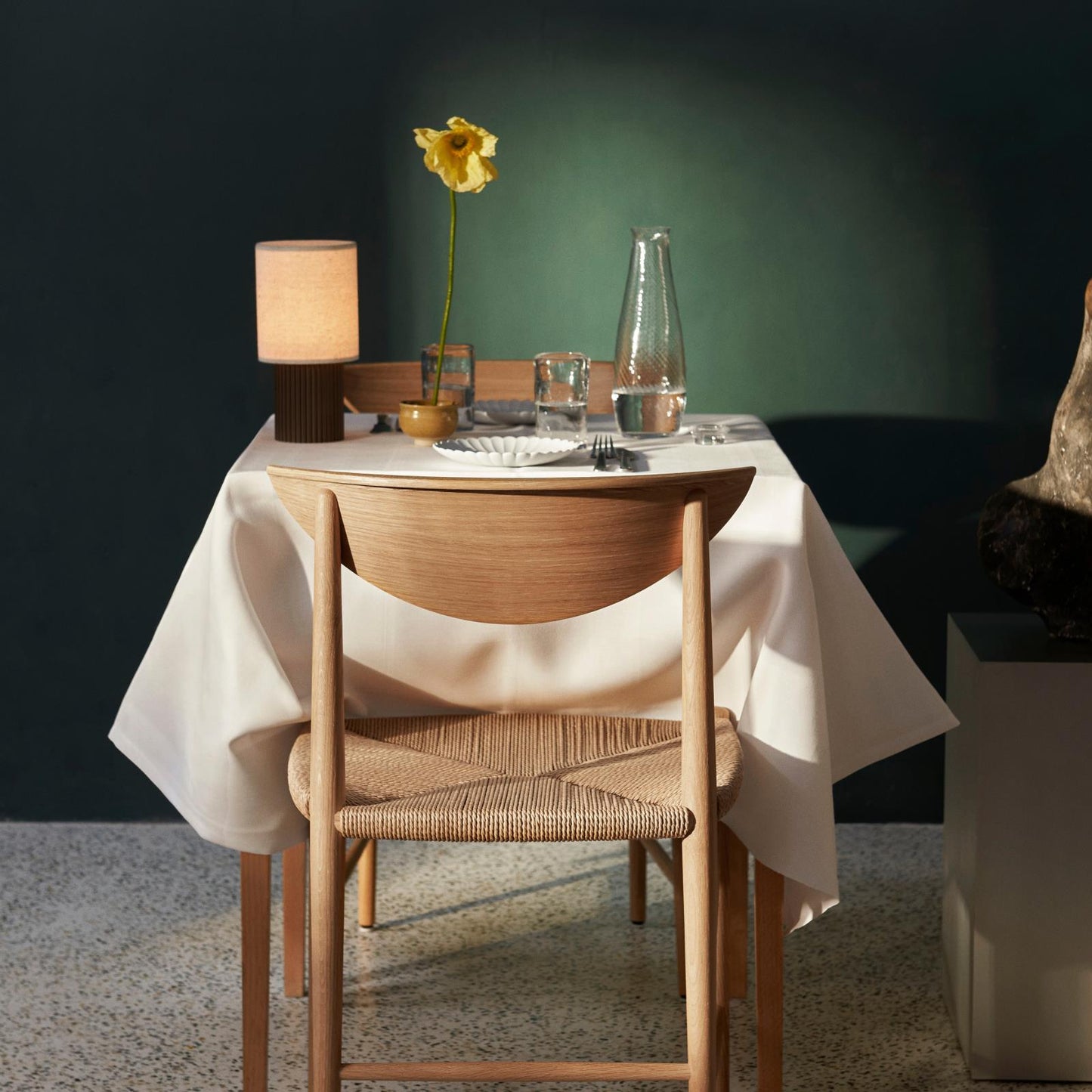 Manhattan Table Lamp - Loonglight