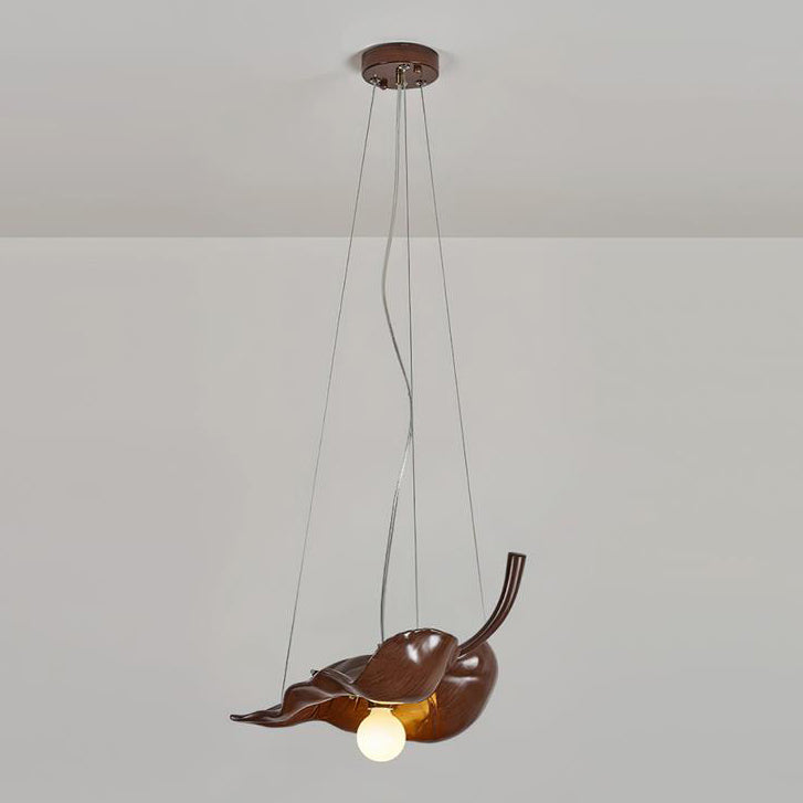 Hanglamp met gedroogde bladeren