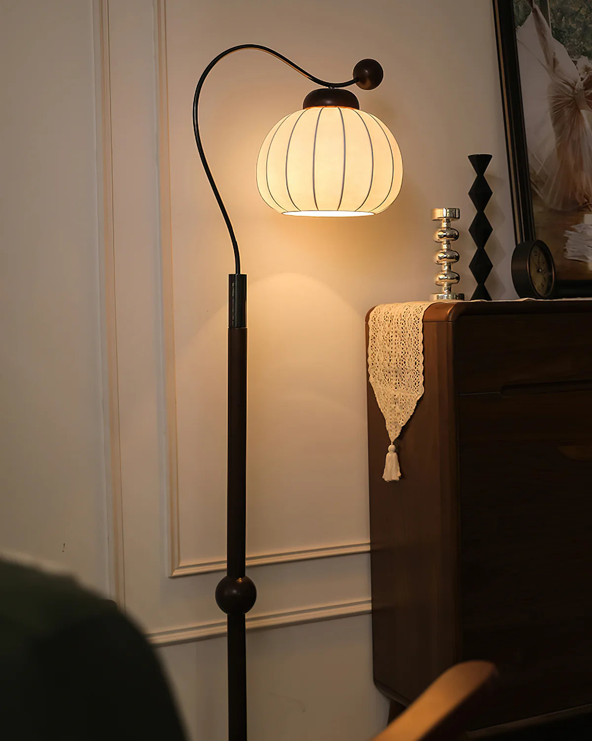 Marisa Floor Lamp - Loonglight