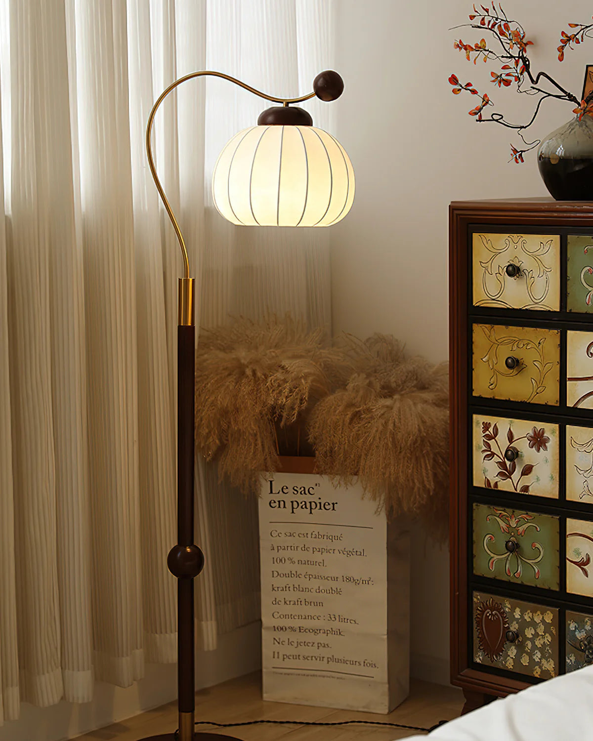 Marisa Floor Lamp - Loonglight