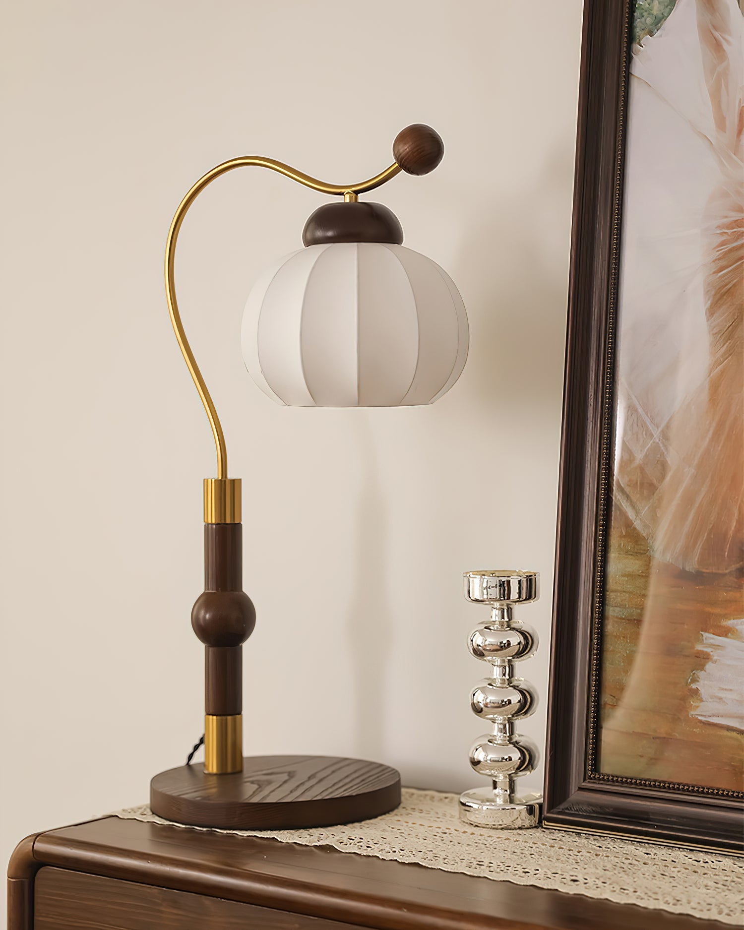 Marisa Table Lamp - Loonglight