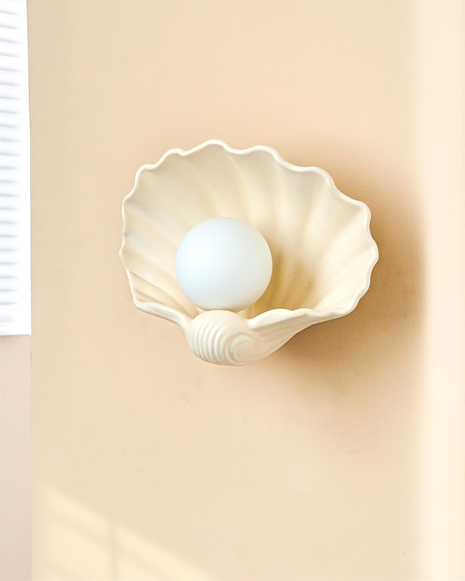 Marisca Shell Wall Lamp - Loonglight