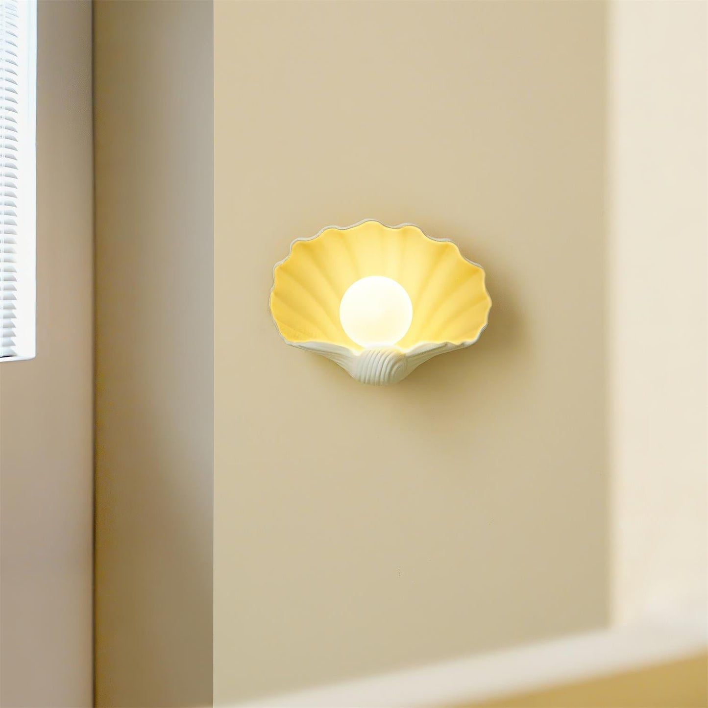 Marisca Shell Wall Lamp - Loonglight