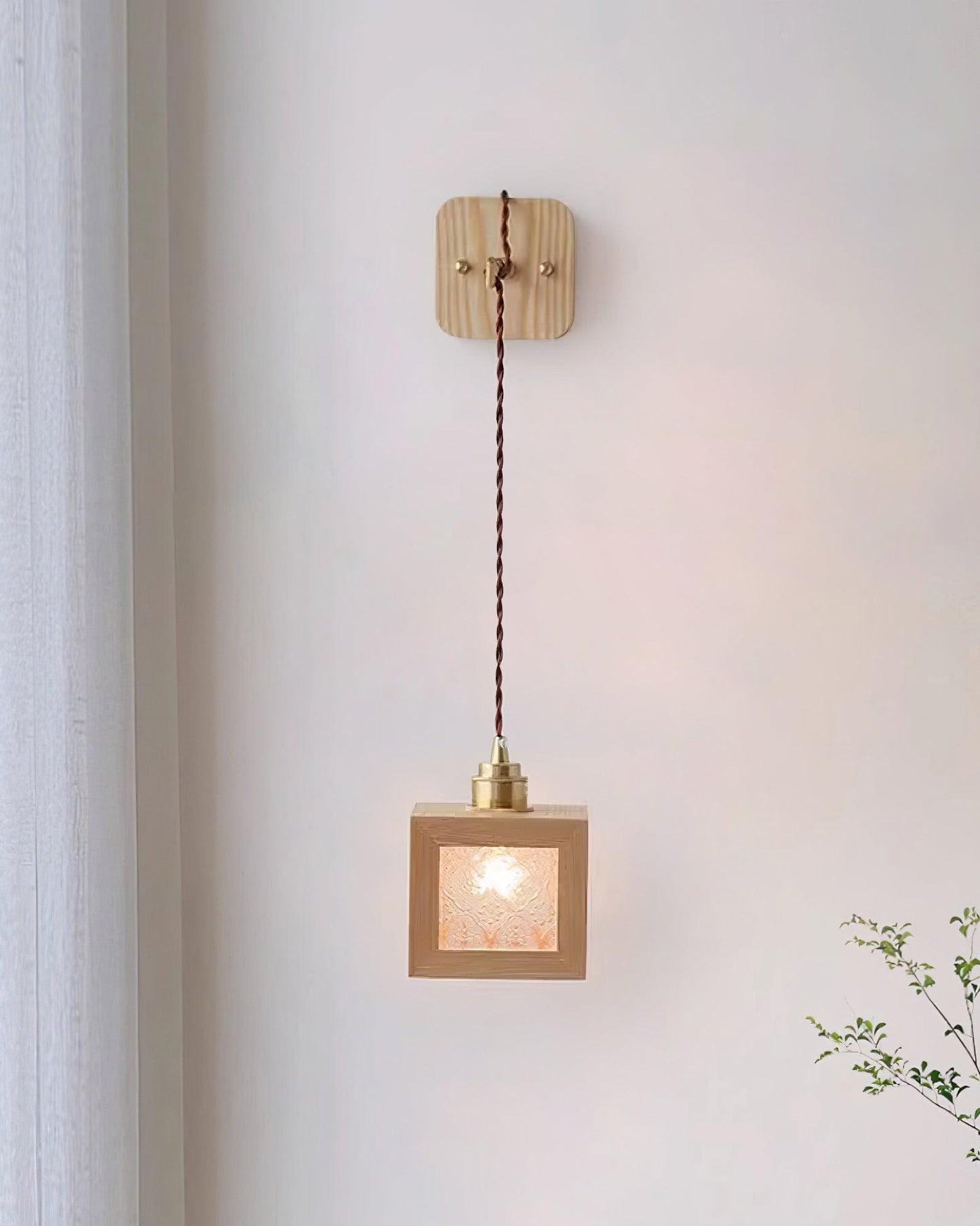 Matilda Wood Wall Lamp - Loonglight