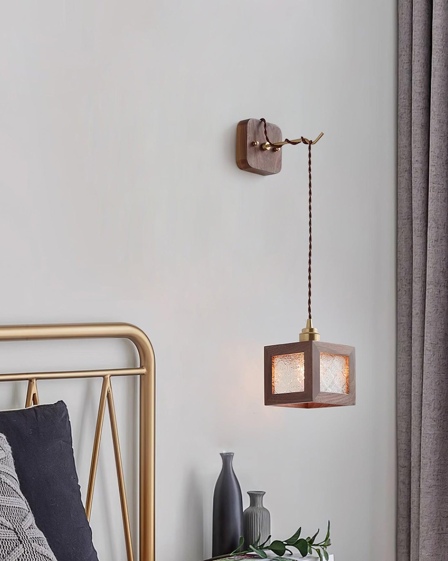 Matilda Wood Wall Lamp - Loonglight