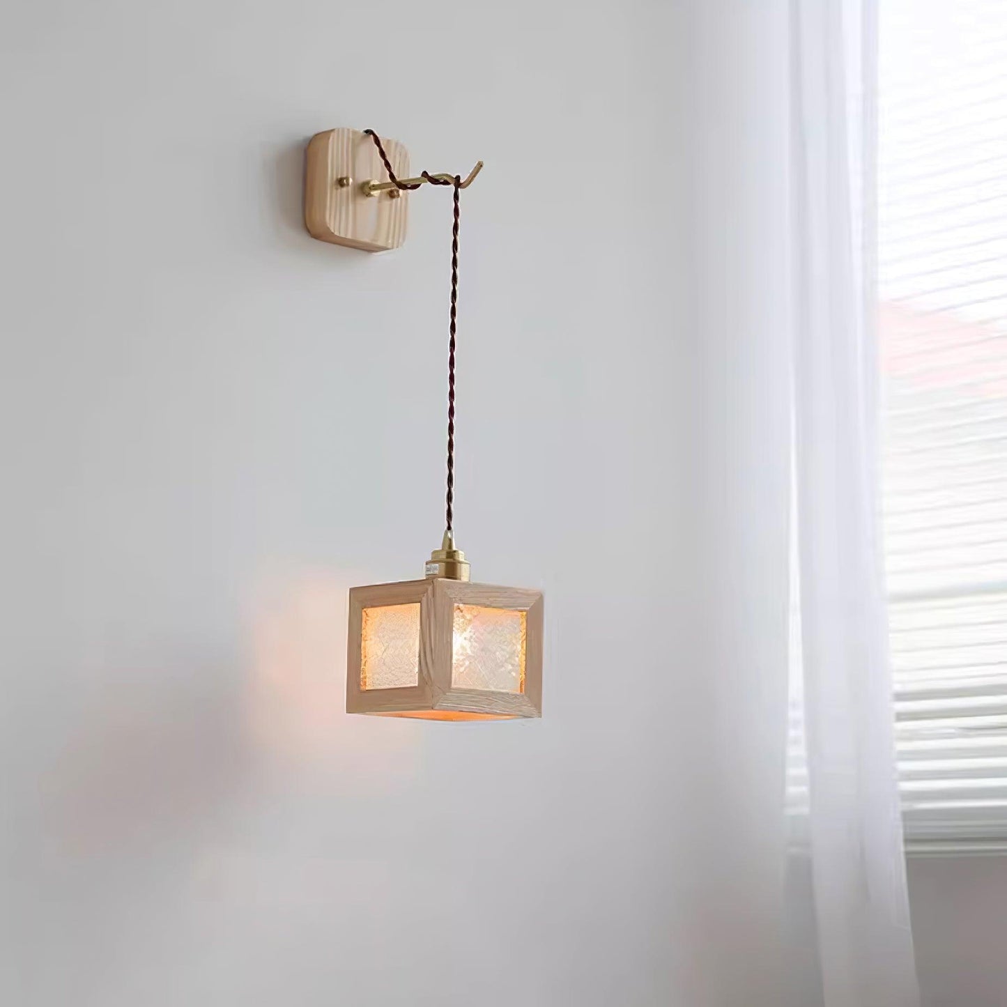 Matilda Wood Wall Lamp - Loonglight