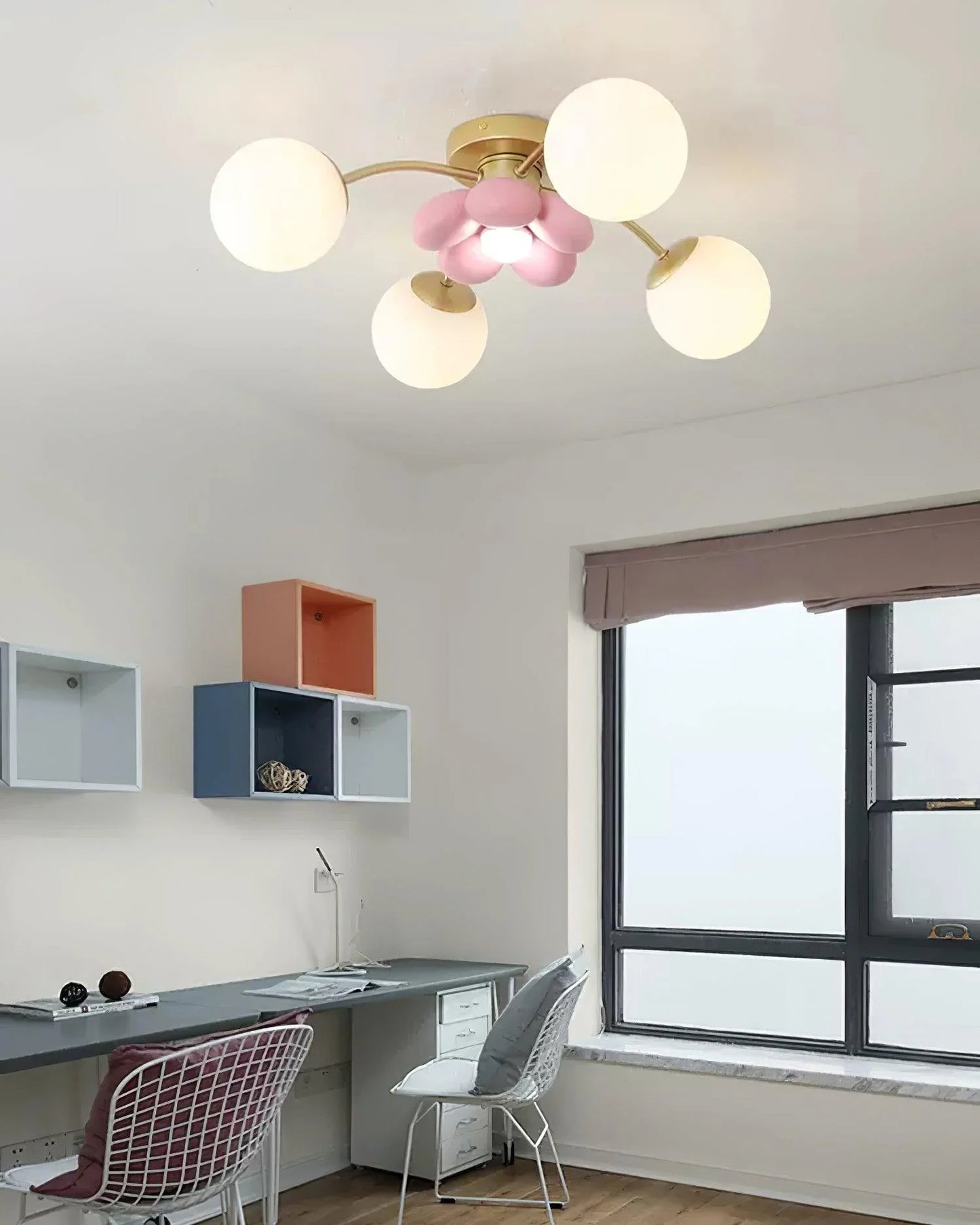 Mauricio Flowers Ceiling Light - Loonglight