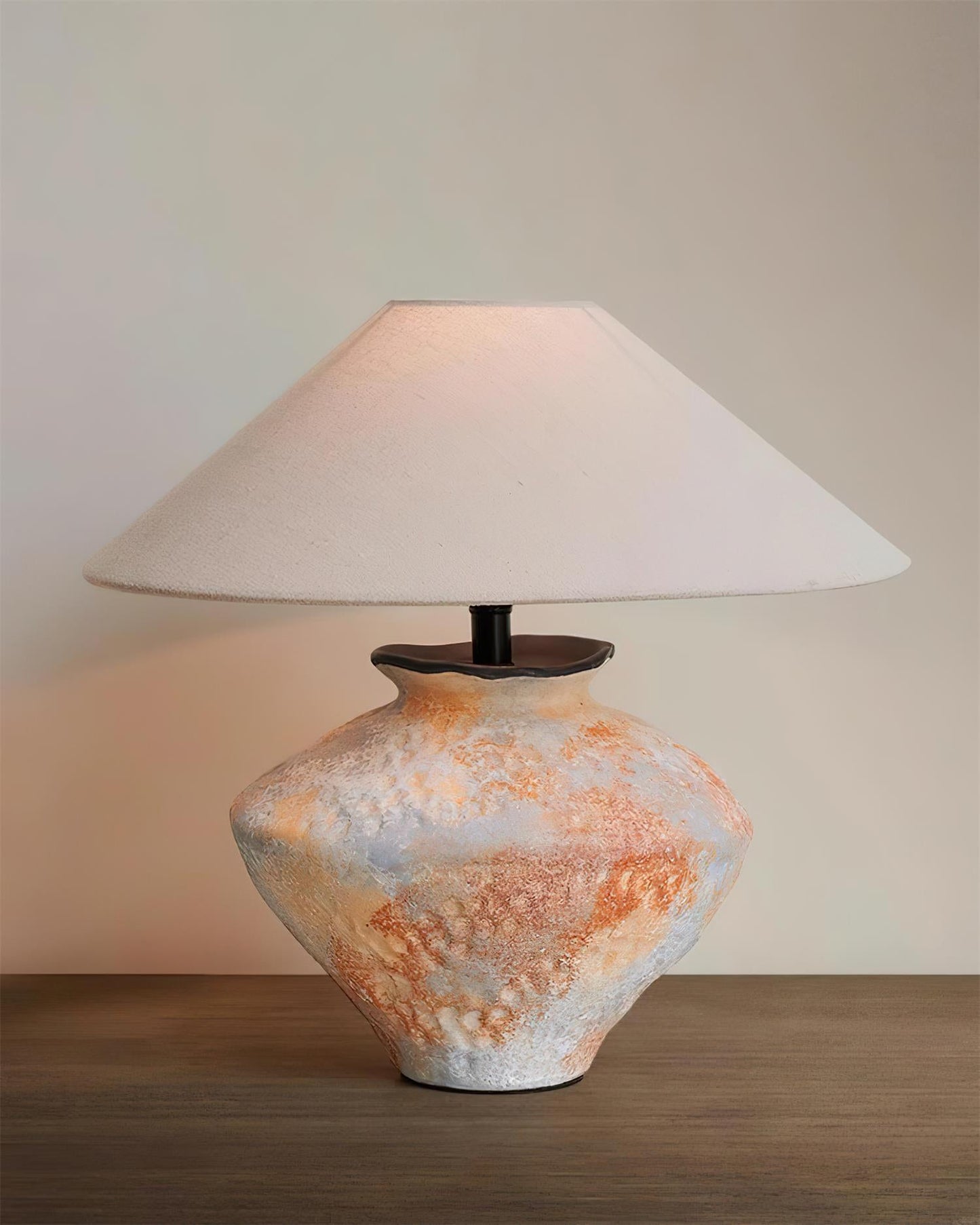 Mays Ceramics Table Lamp - Loonglight