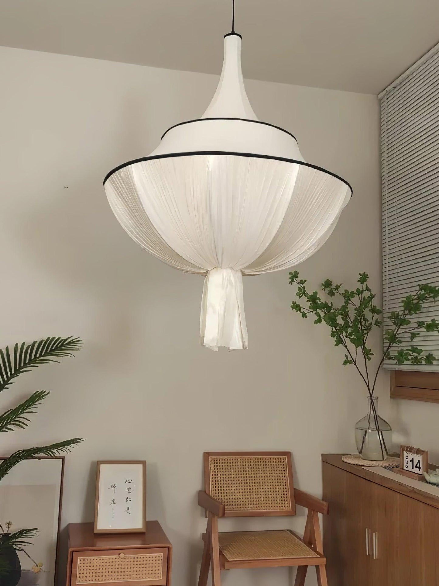 Meduse Lantern Pendant Light - Loonglight