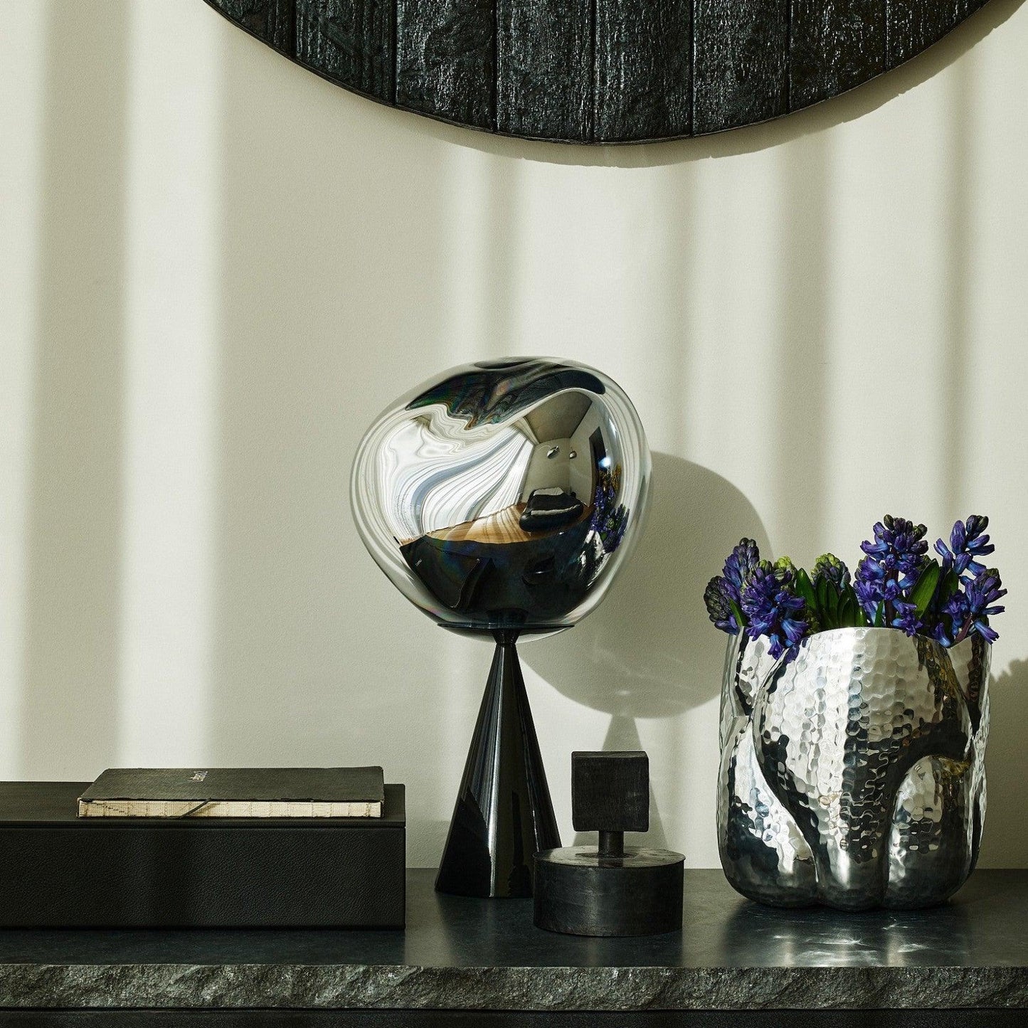 Lava Cone Fat Table Lamp - Loonglight