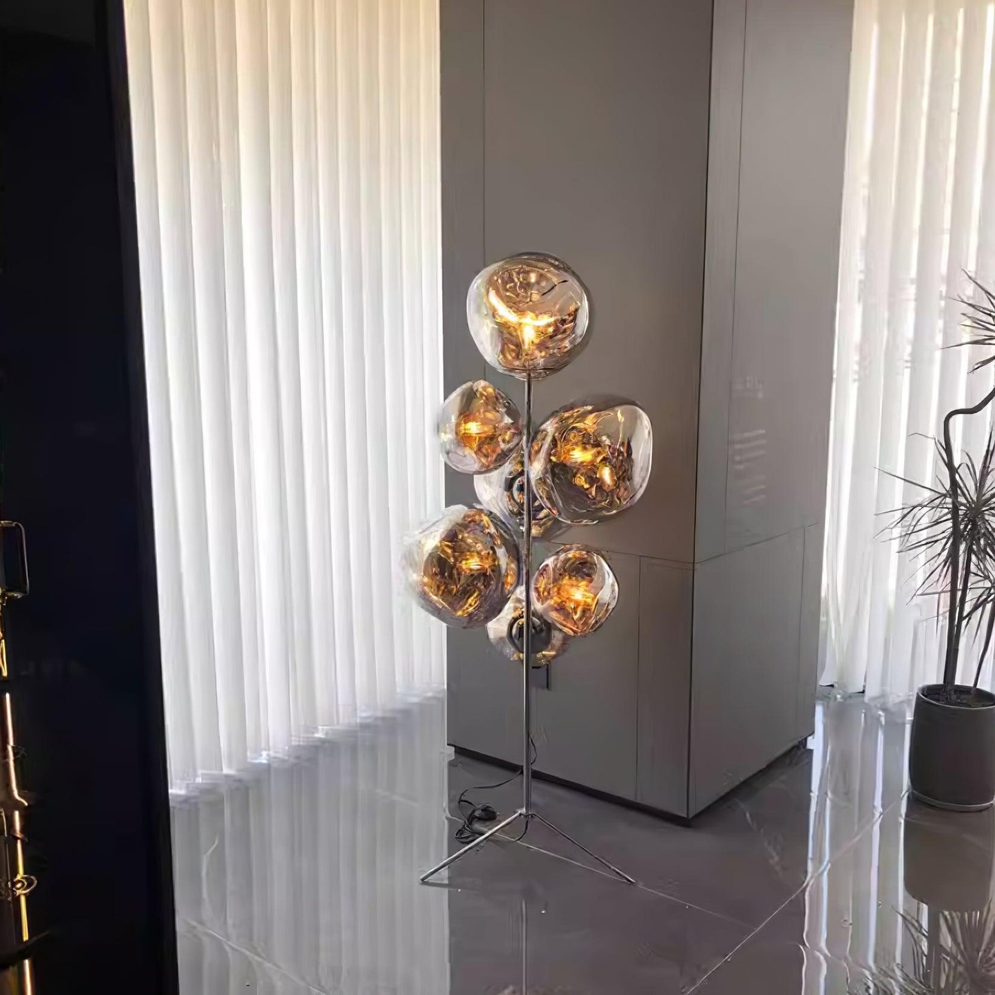 Lava Stand Floor Lamp - Loonglight