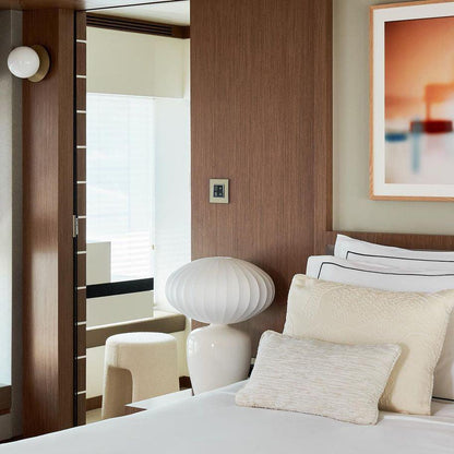 Meringue Table Lamp - Loonglight