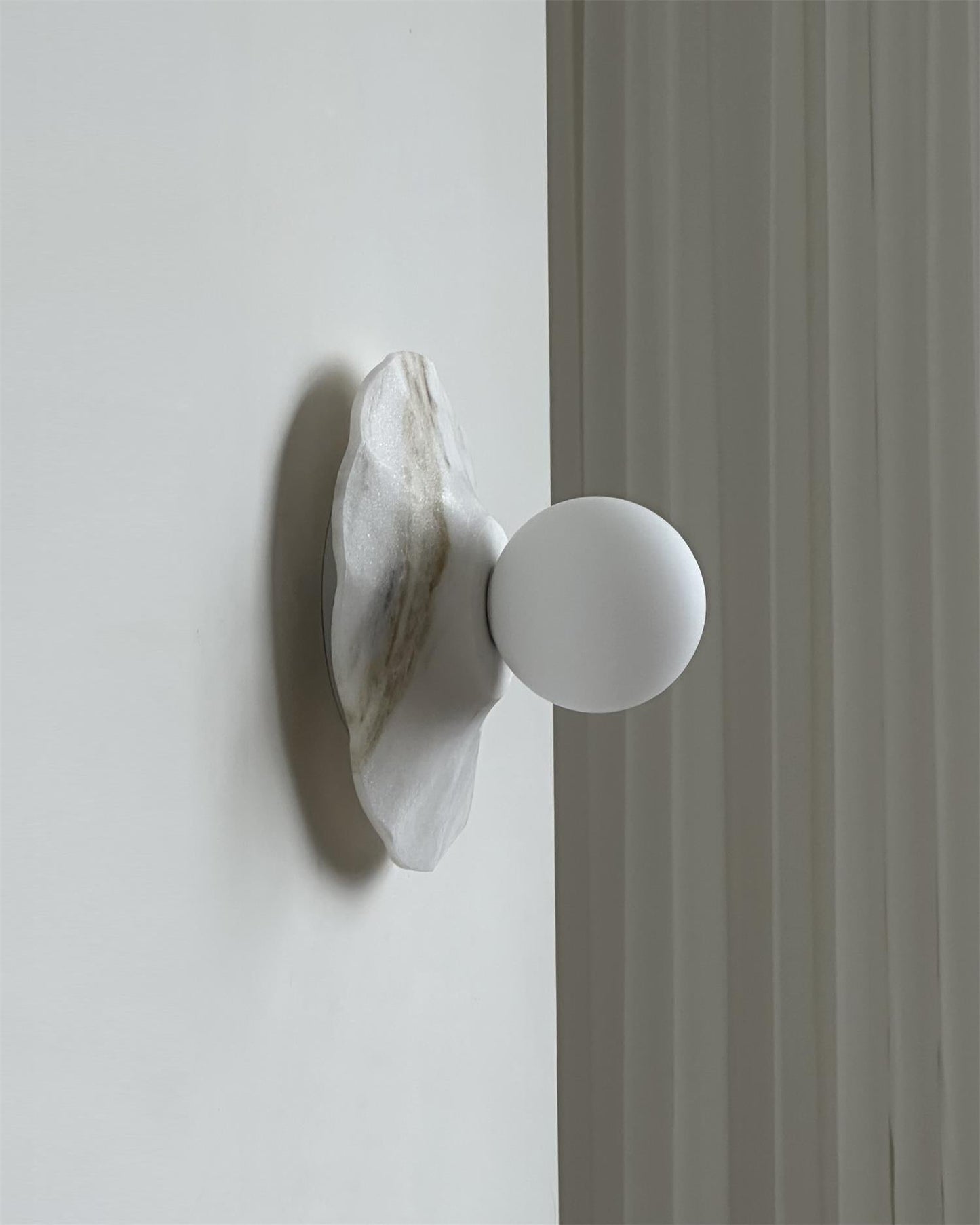 Meza Marble Wall Lamp