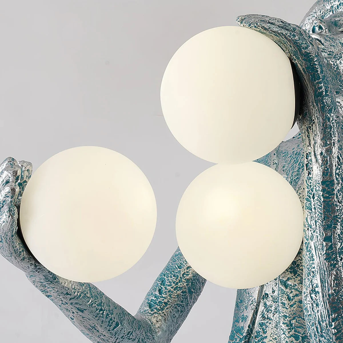 Michael Sculpture Floor Lamp - Loonglight