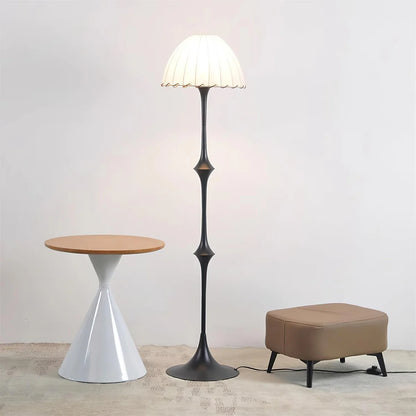 Miela Floor Lamp - Loonglight