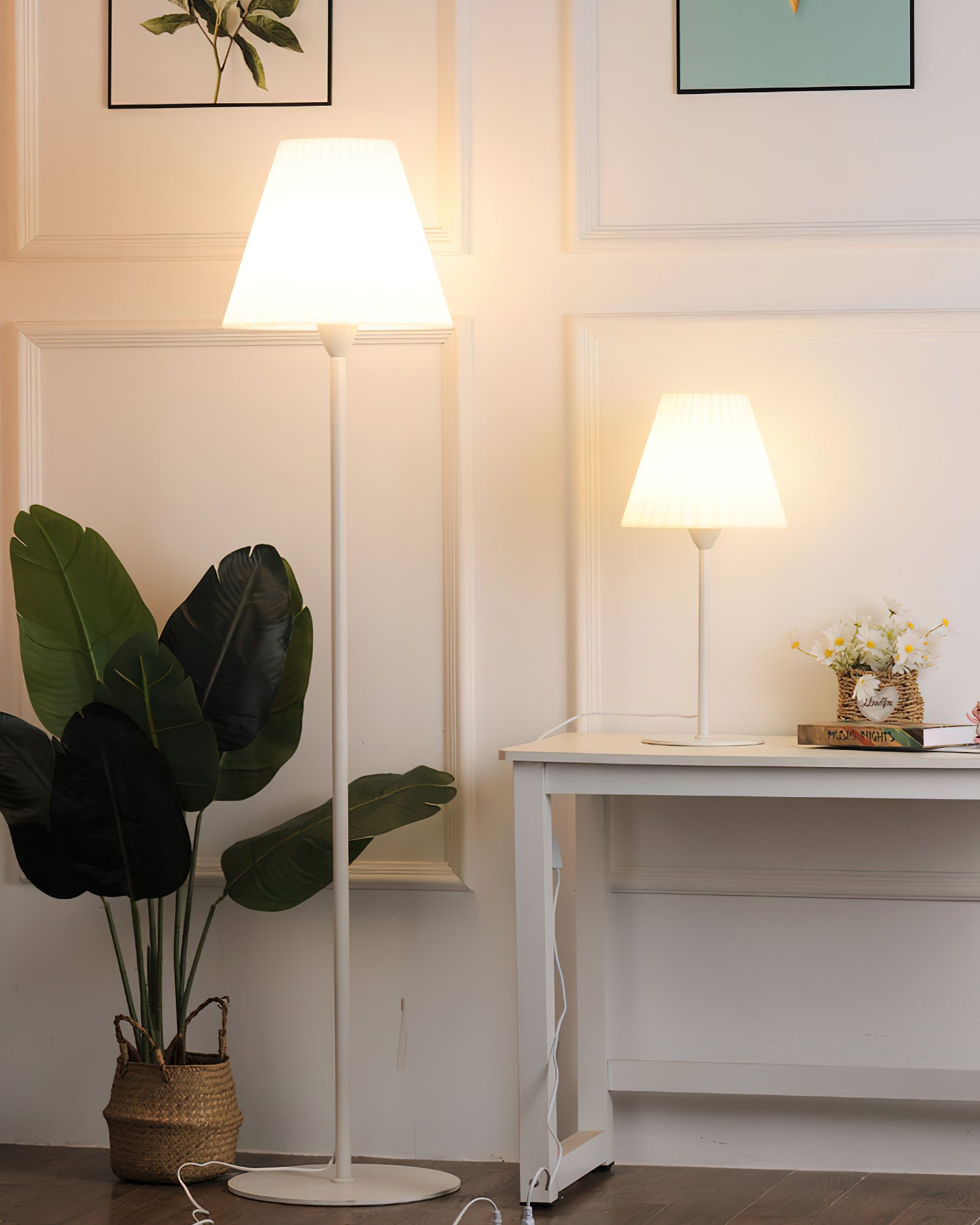 Milford Floor Lamp - Loonglight