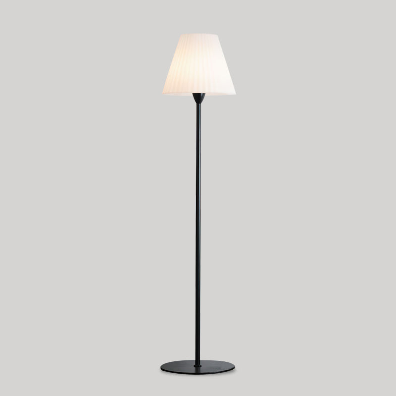 Milford Floor Lamp - Loonglight