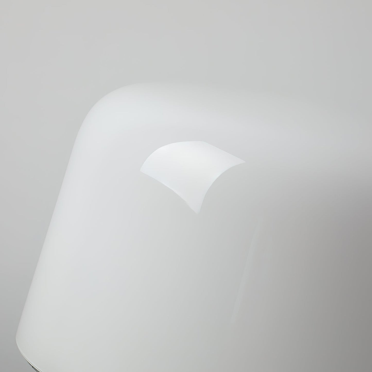 Milk Table Lamp - Loonglight