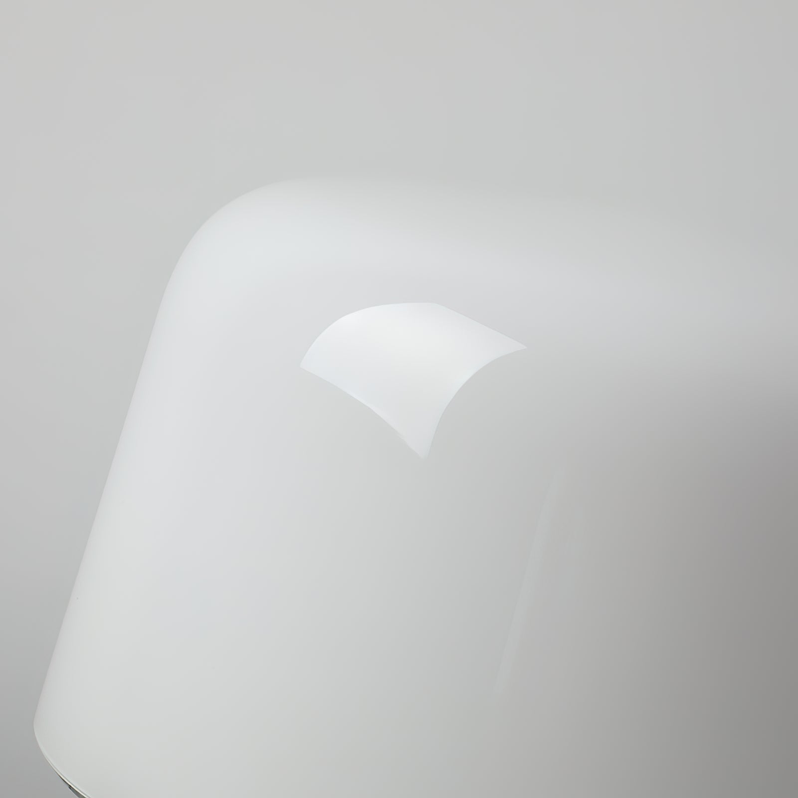 Milk Table Lamp - Loonglight