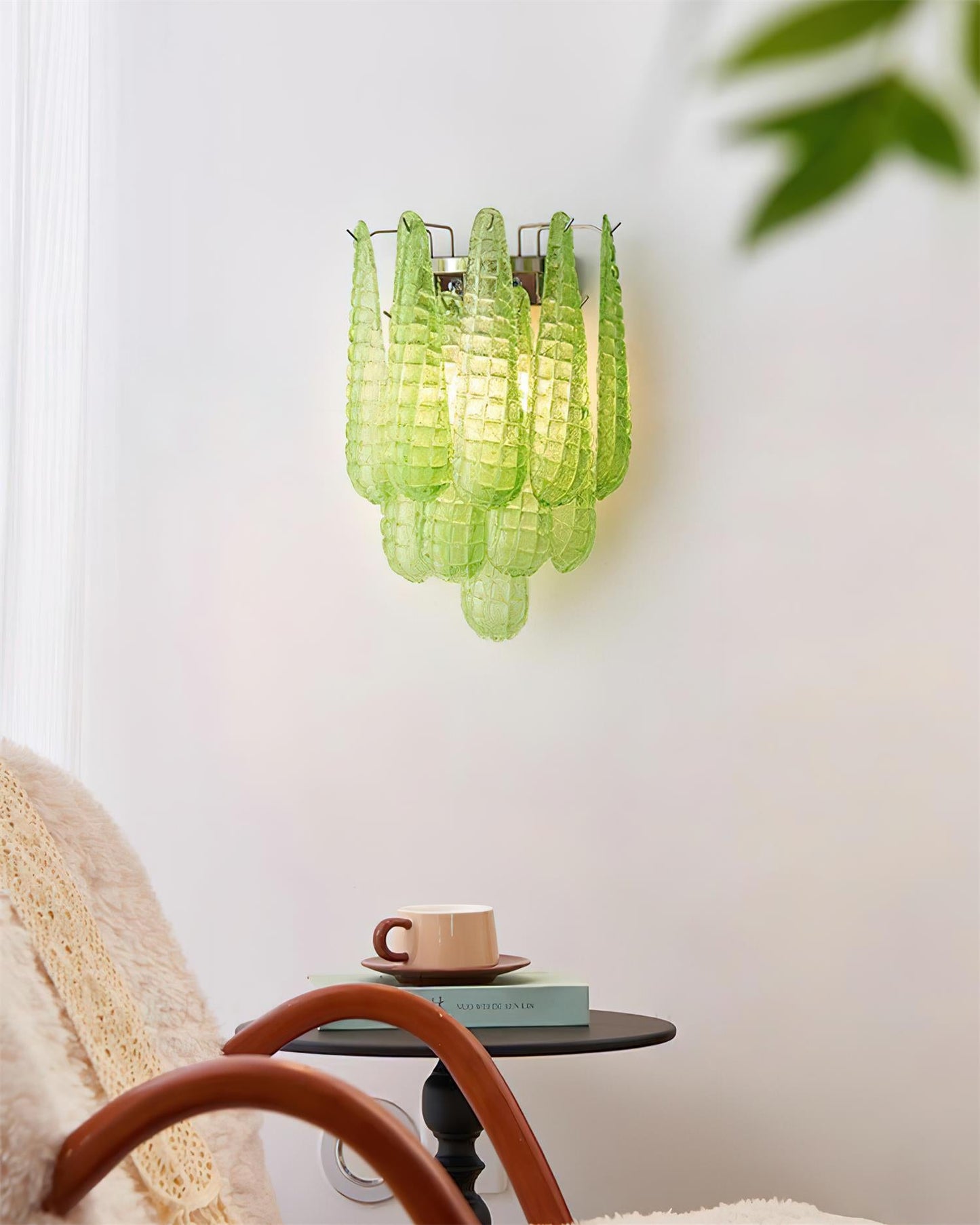 Mireya Glass Leaf Wall Lamp - Loonglight